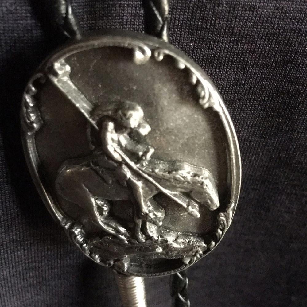 Siskiyou Vintage Bolo Tie with Native American