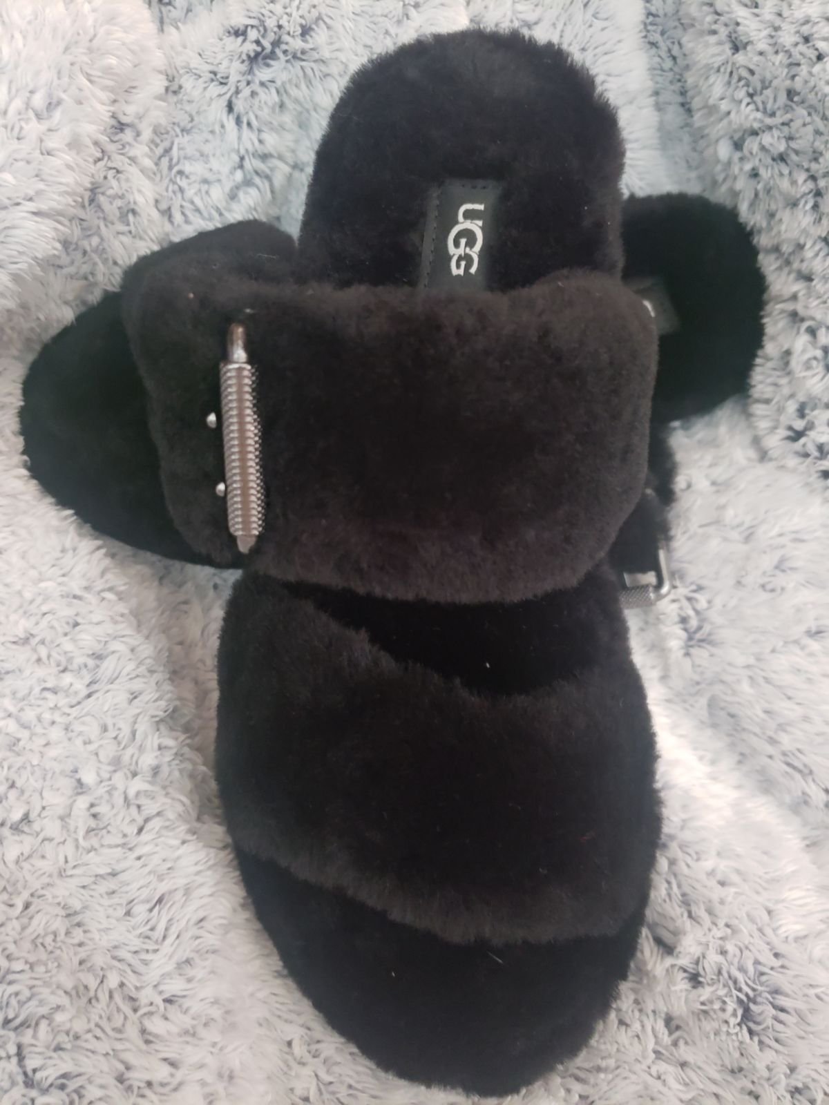 UGG Fuzz Yeah Slides/Slipper Sandals