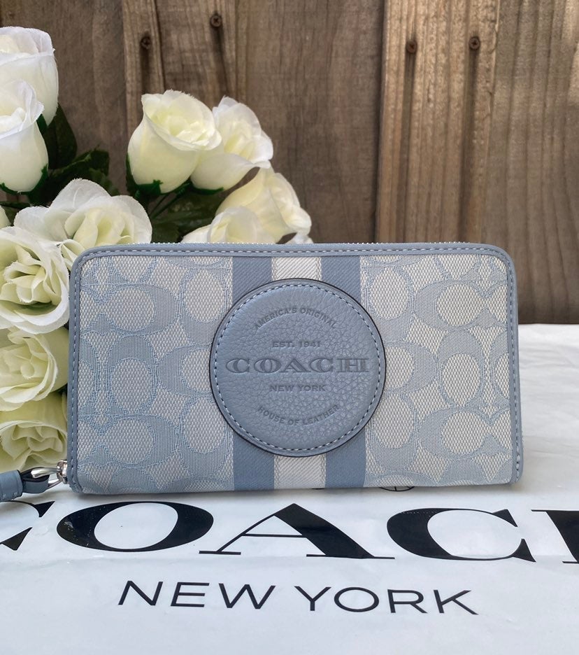 NWT Coach Dempsey Large Phone Wallet In Signature Jacquard With Stripe c9073