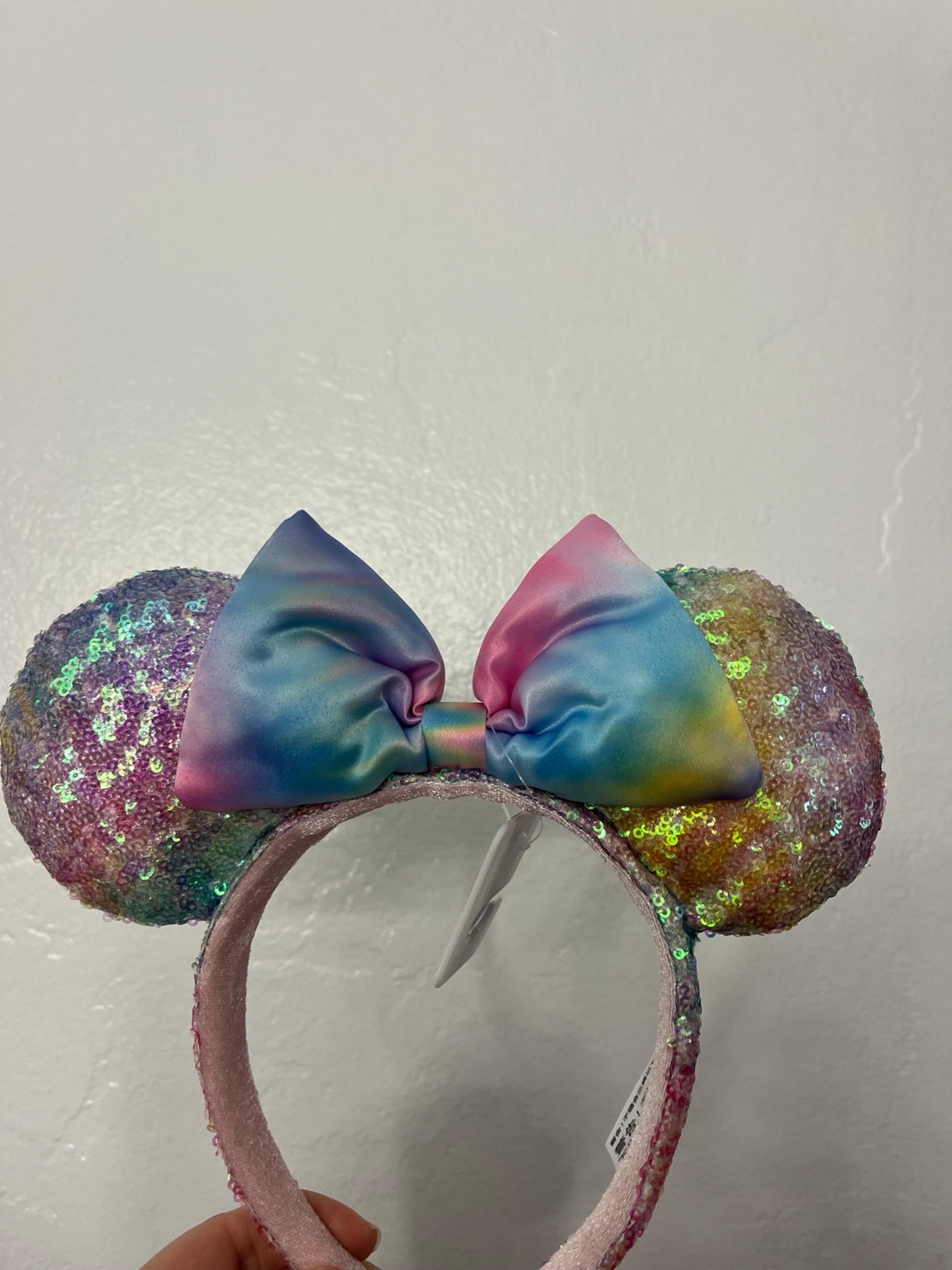 Minnie Mouse ears