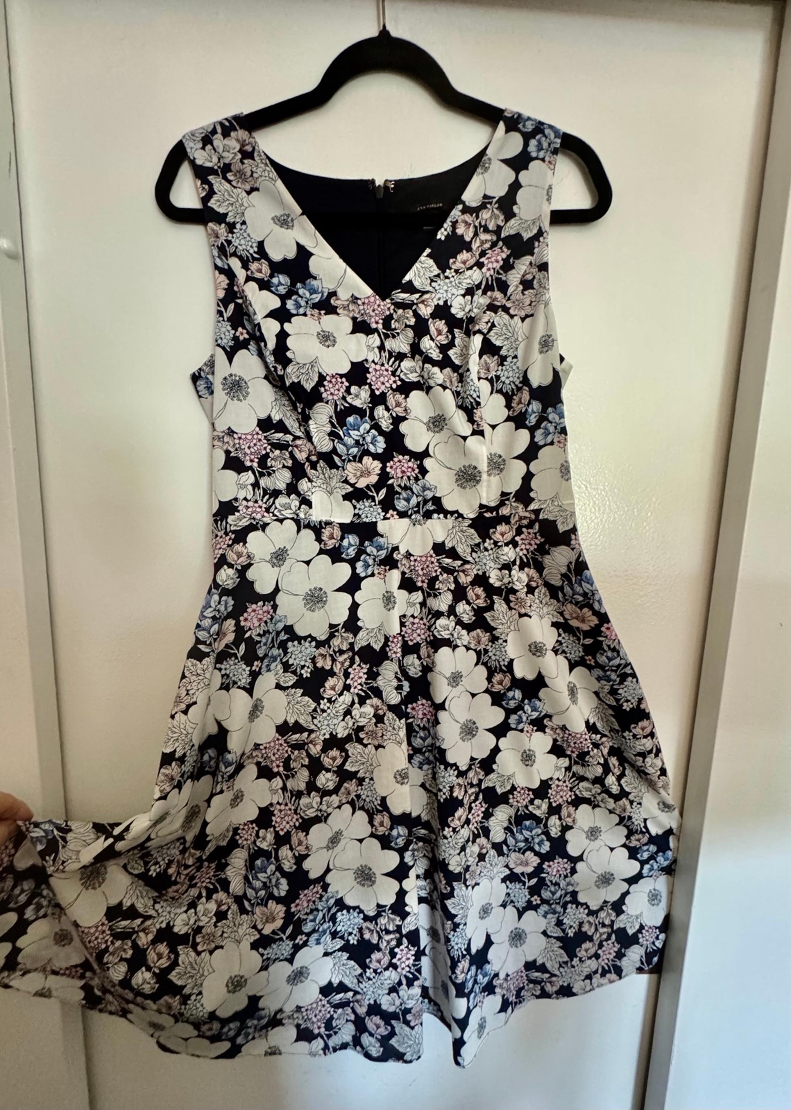 Ann Taylor Cotton Floral Flare Dress Size 6 Small Sleeveless Pink Blue MSRP $139