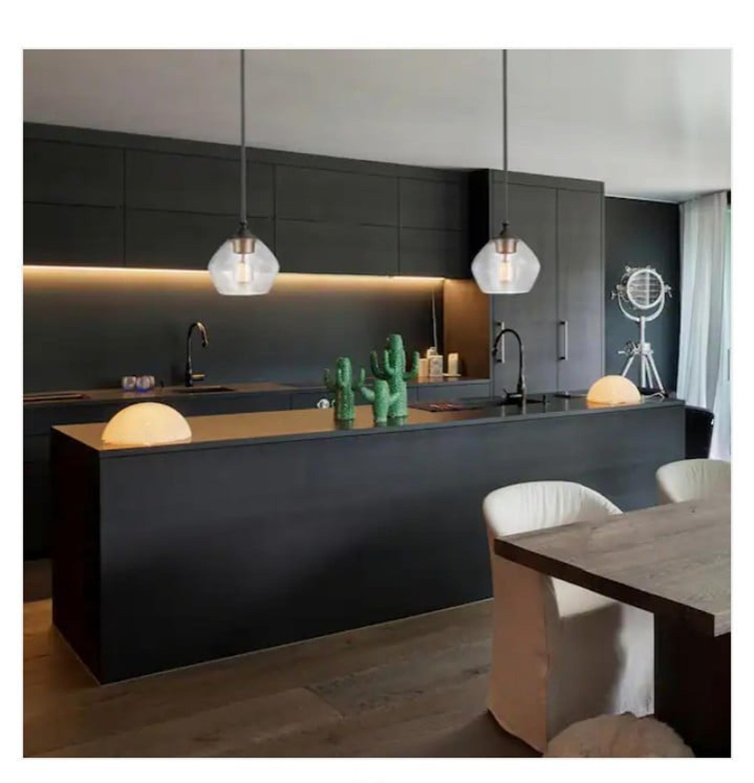 (2X) Globe Electric
Harrow 1-Light Matte Black Pendant with Clear Glass Shade