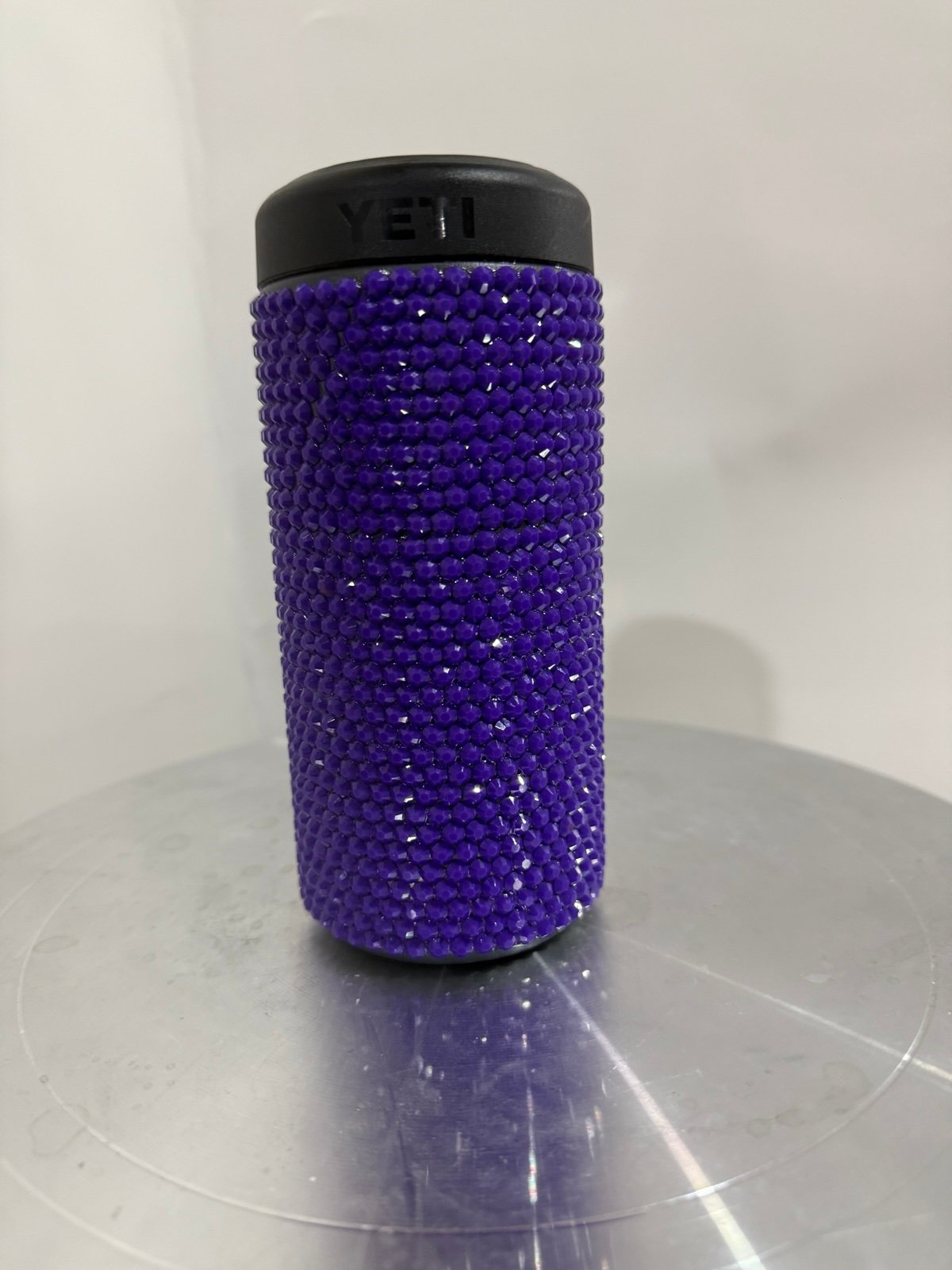 Bling 12oz yeti can cooler