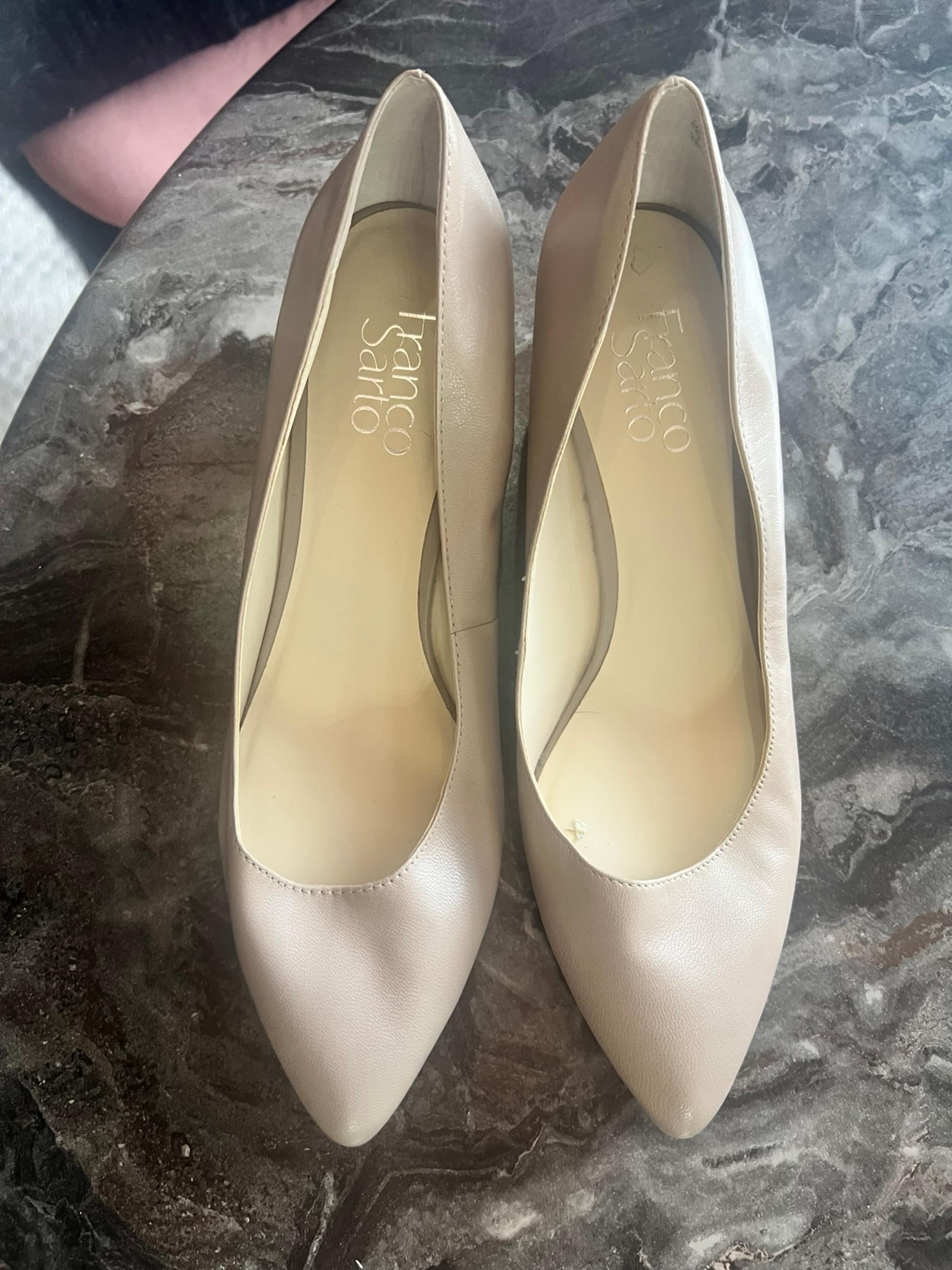 Franco Sarto Cream Heels Elegant Design