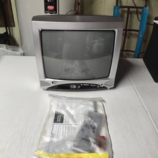 Durabrand DWT1304 13 retro gaming TV with remote