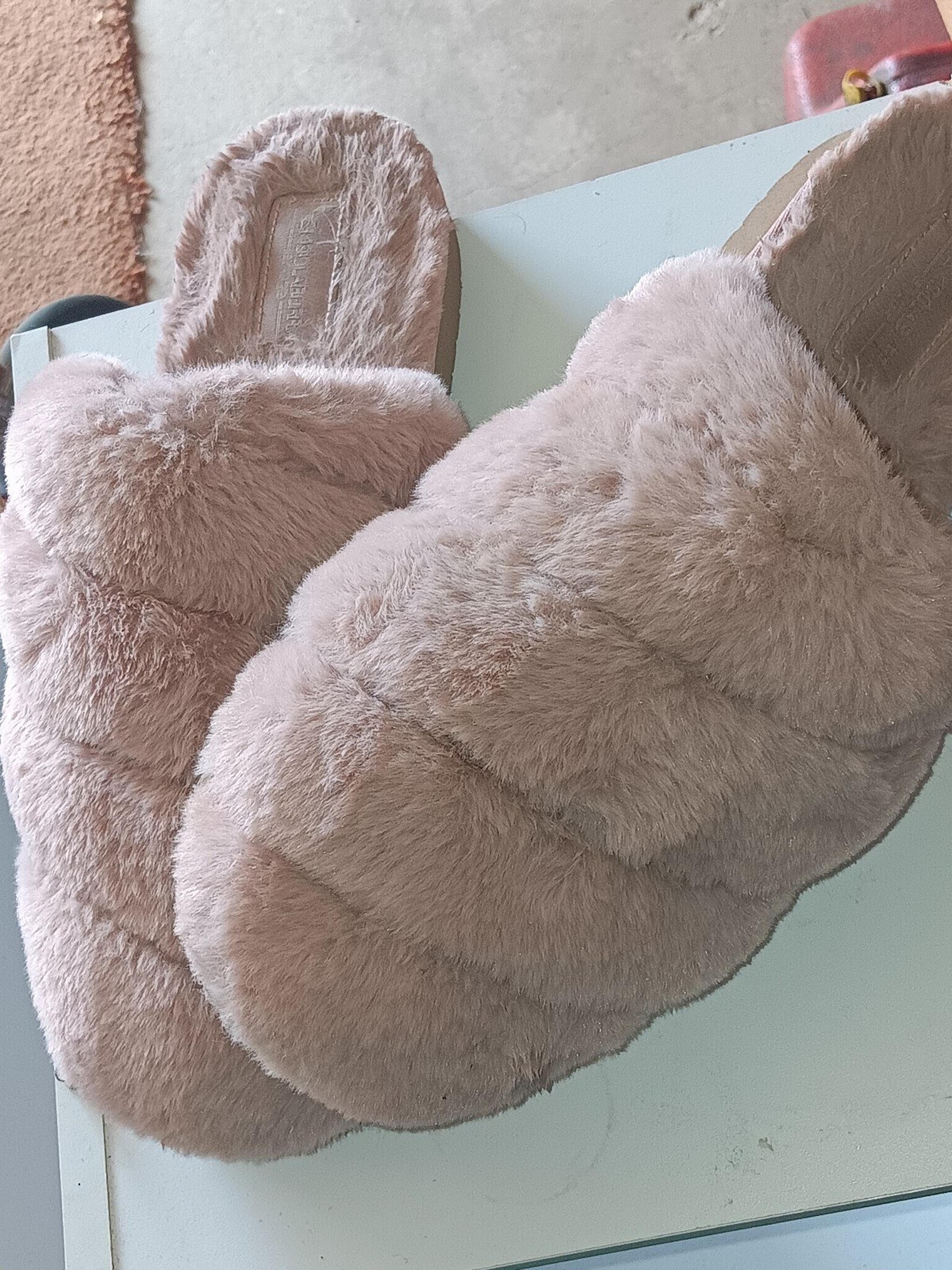 Koolaburra "starleen misty rose" slippers size 11w