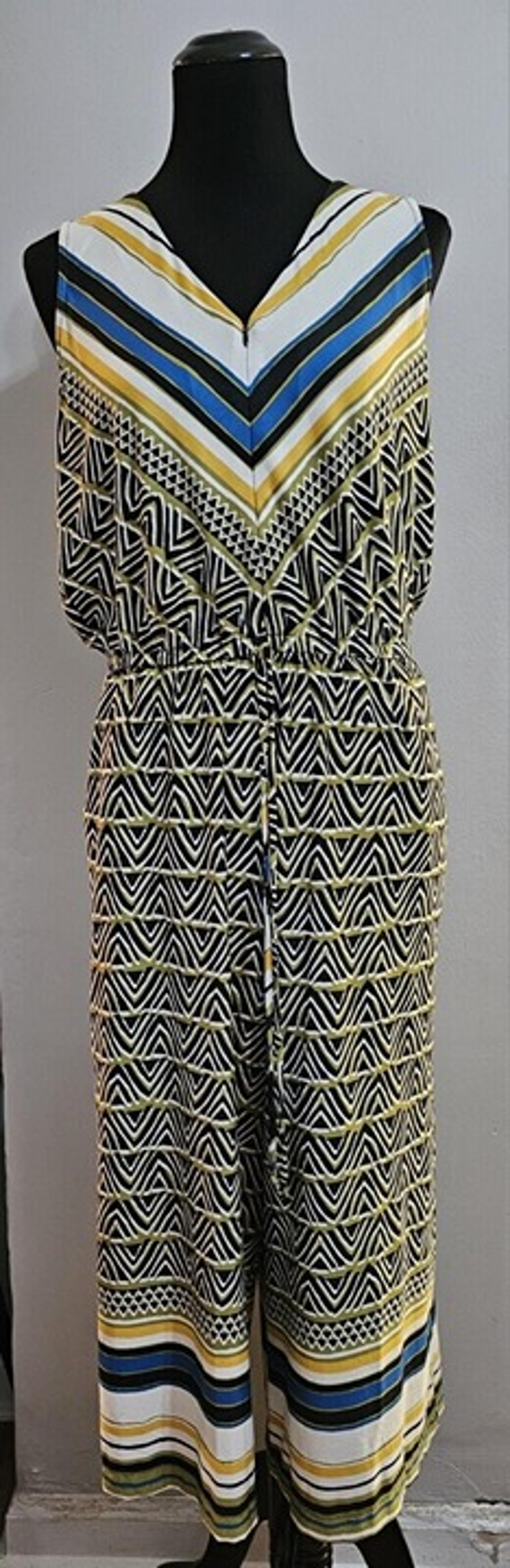 Women's Emma & Michele Jumpsuit Stretch Waist Sleeveless Size Medium