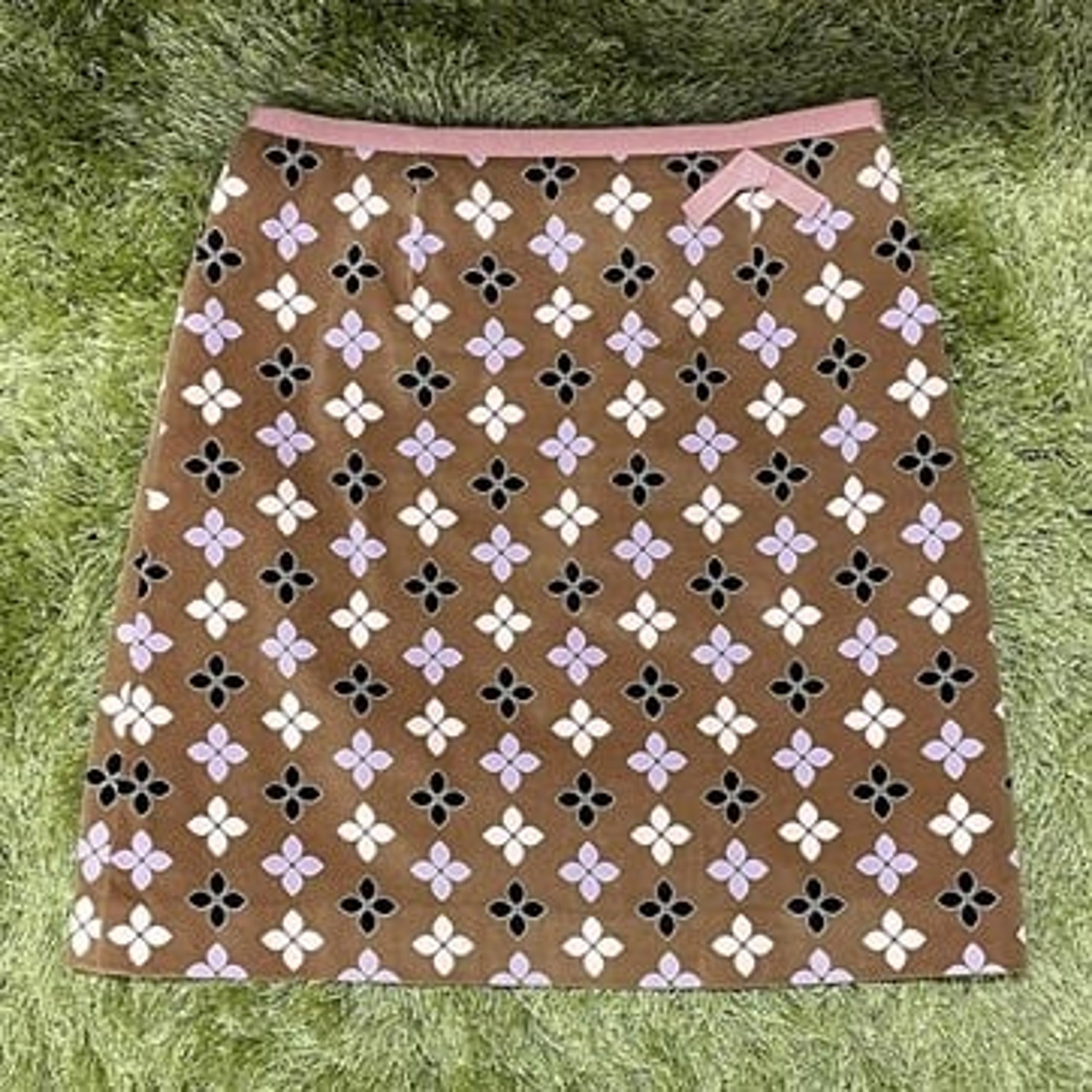 Vintage Etcetera • Brown Pink White Black Retro 70's Velvet Mini Skirt Size 10