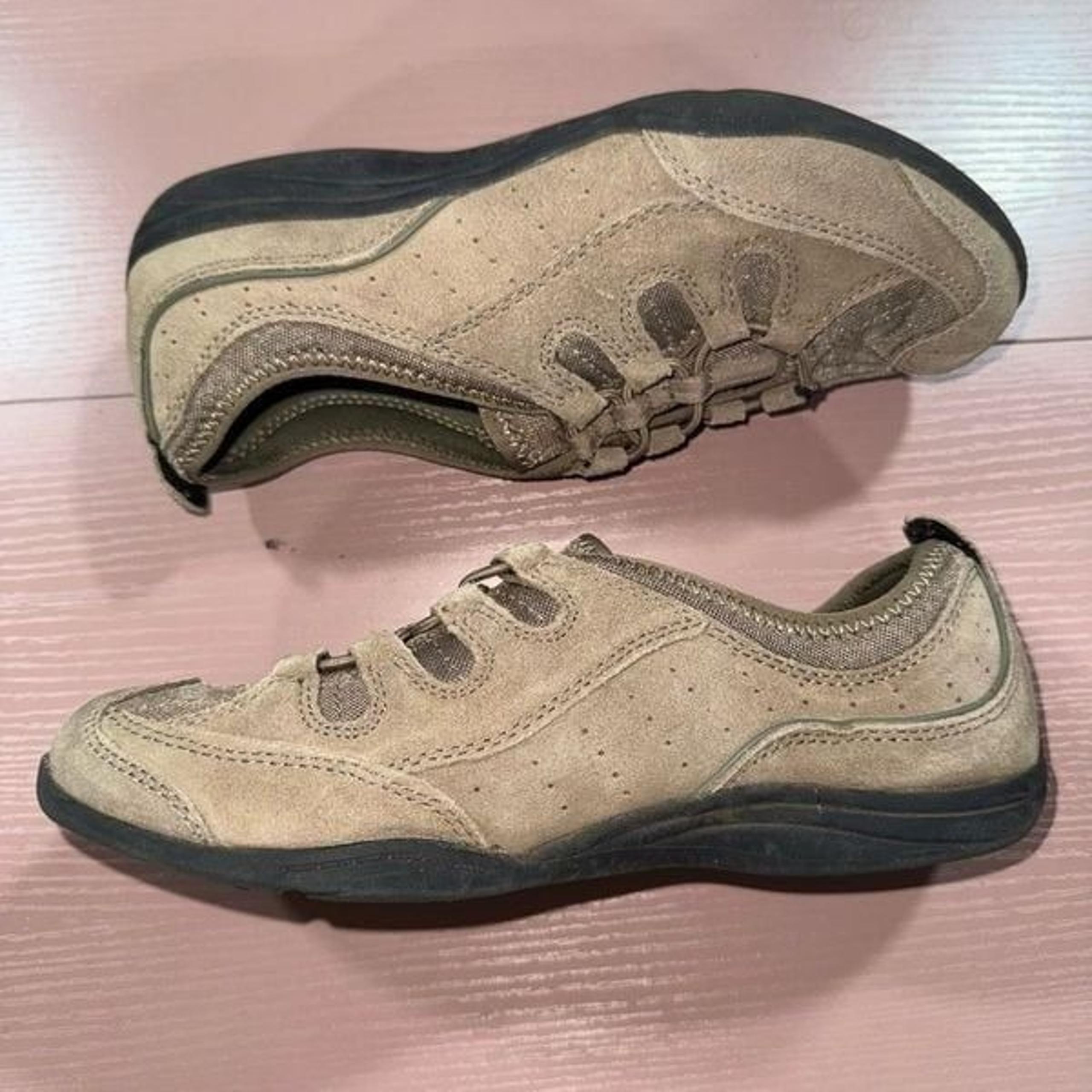 Lands End Shoes Womens 6.5 B Casual Slip On Sneakers Brown Suede Low Top Comfort