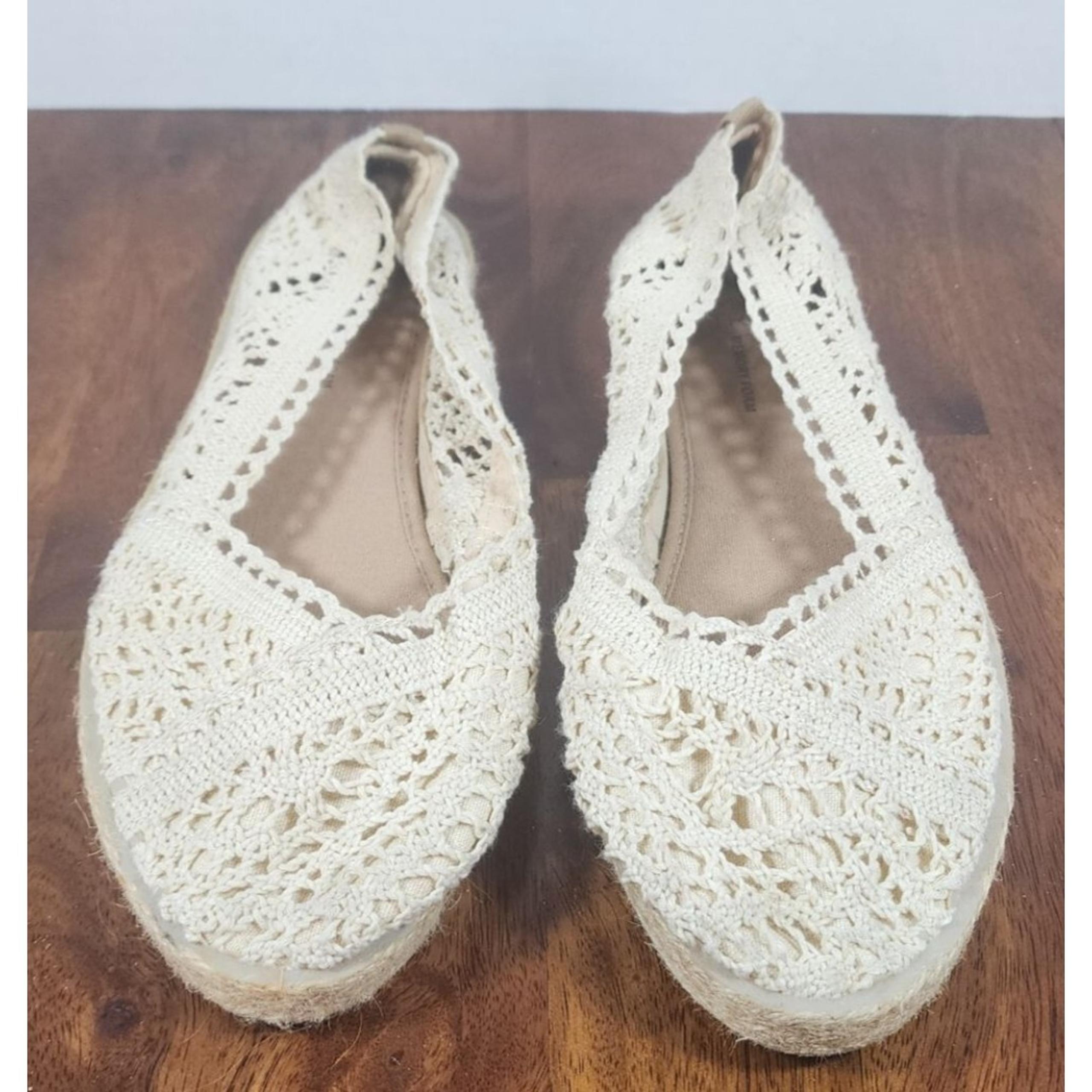 Time and Tru Macrame Slip on Shoes Women's Size 10