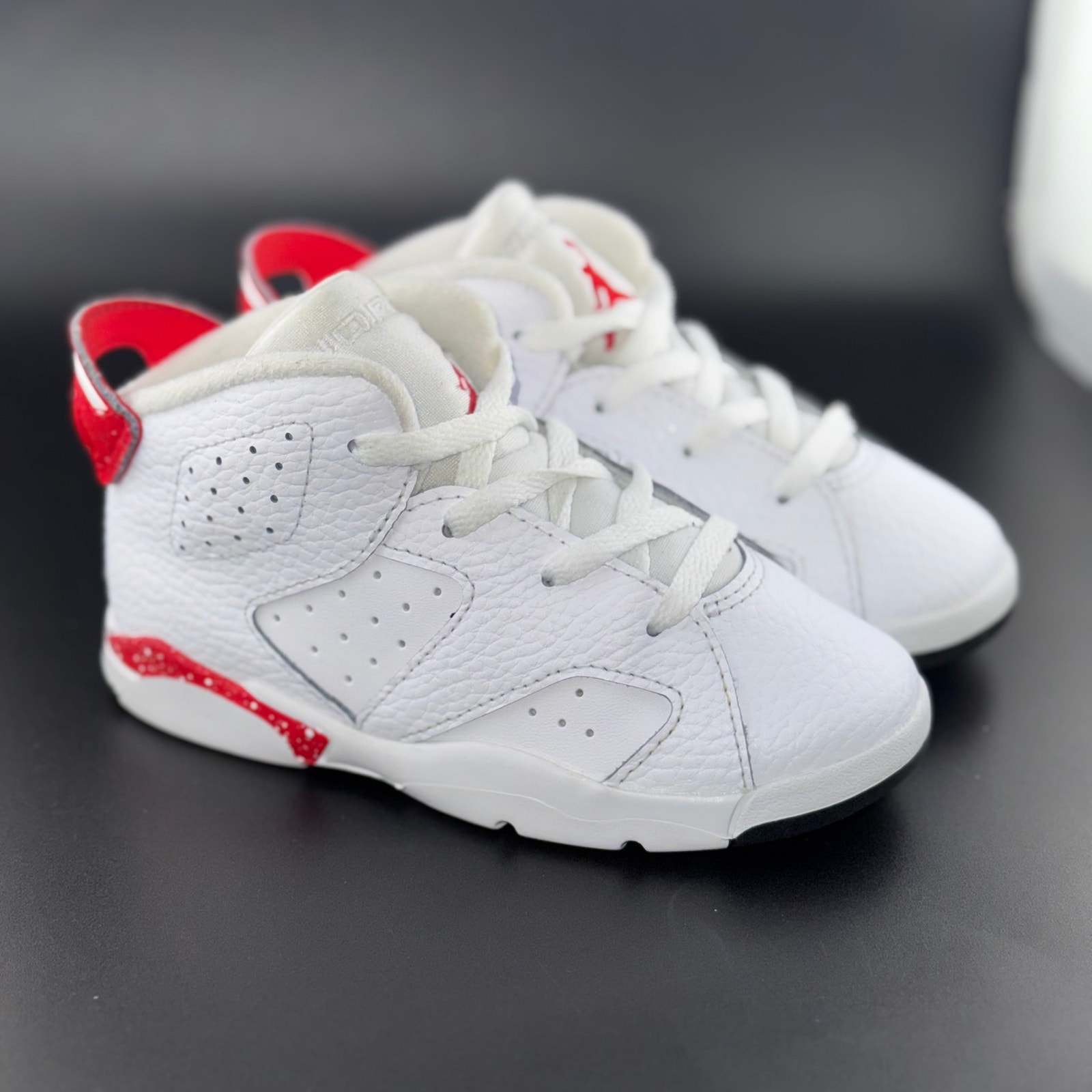 Jordan 6 Retro Red Oreo (TD)
