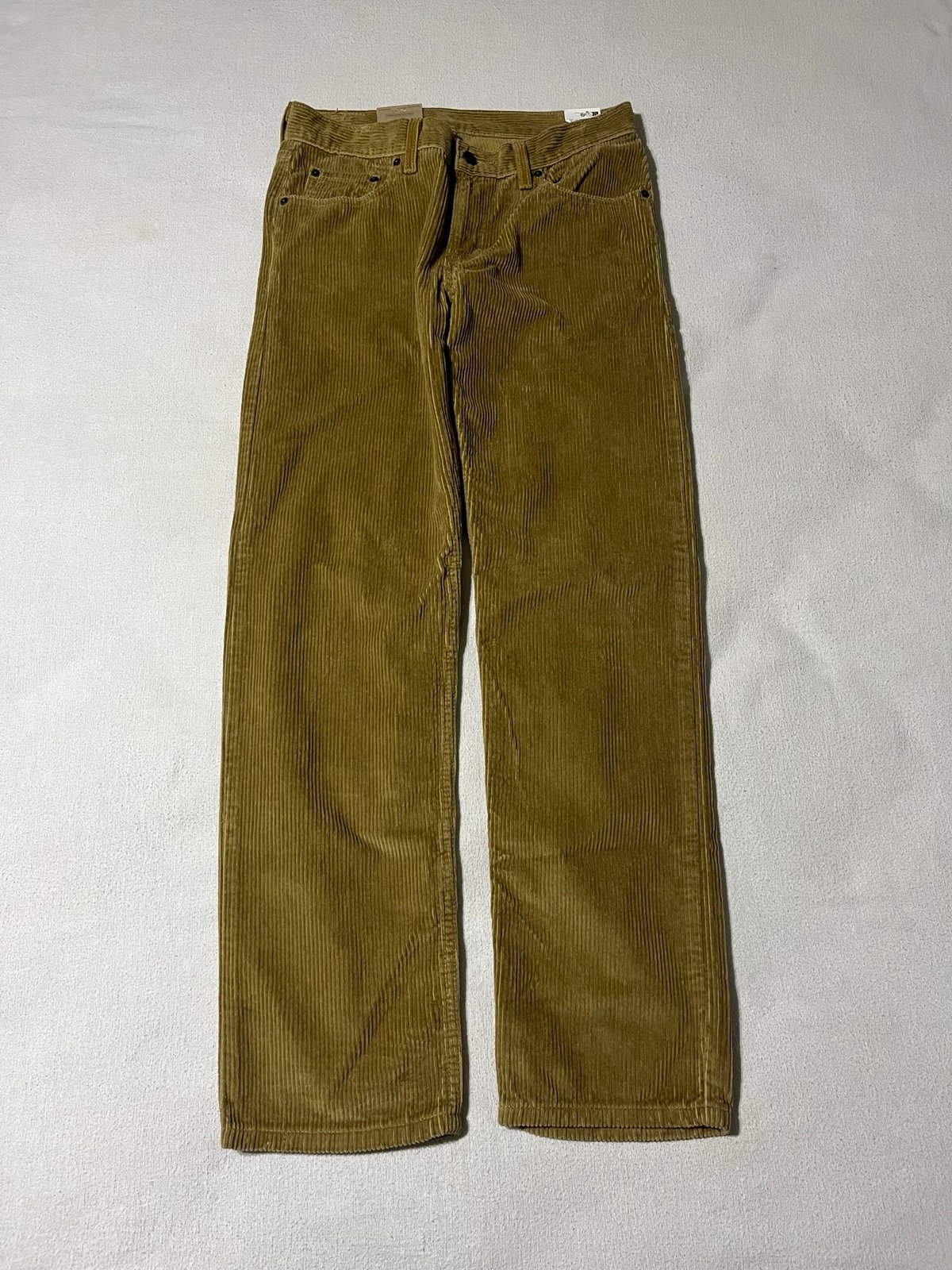 NWT Levis Corduroy Mens 28x29 (tag 28x30) Beige Straight Leg Pants