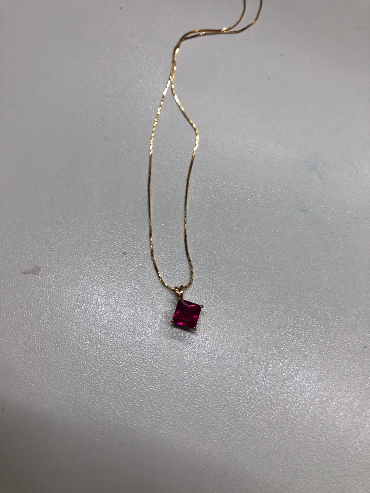 10k pendant and necklace