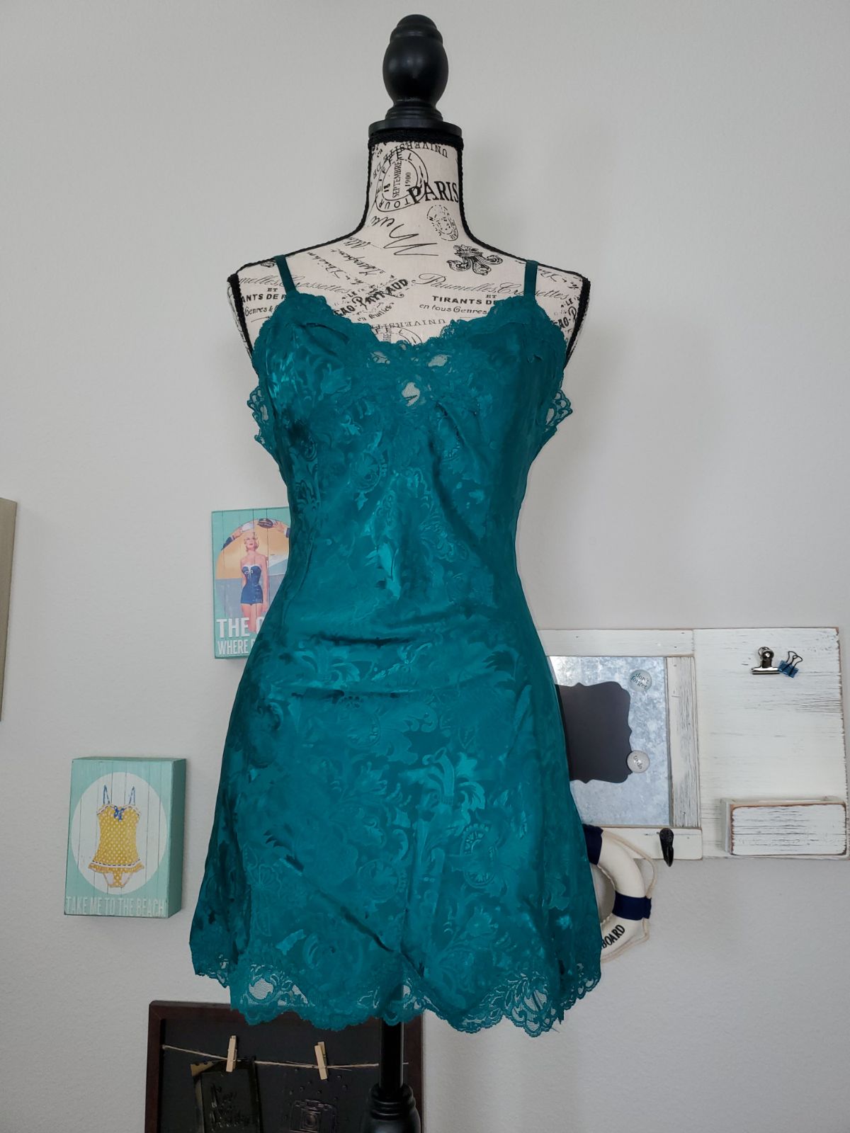 Victoria's Secret Gold Label Vintage Nig