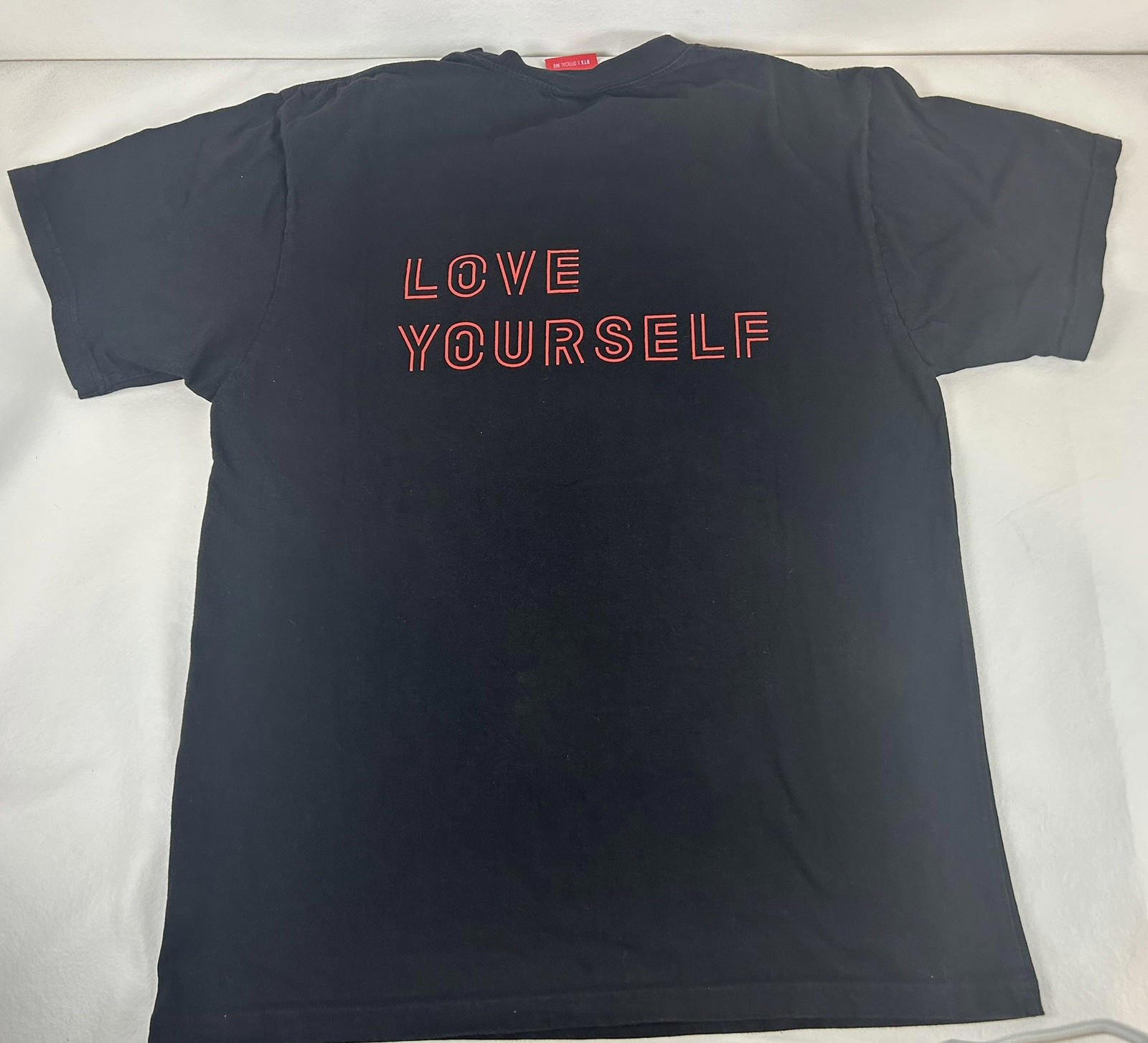 BTS LOVE YOURSELF Tシャツ WORLD TOUR 黒 BTS WORLD TOUR LOVE YOURSELF IN SEOUL MOVIE OFFICIAL GOODS T