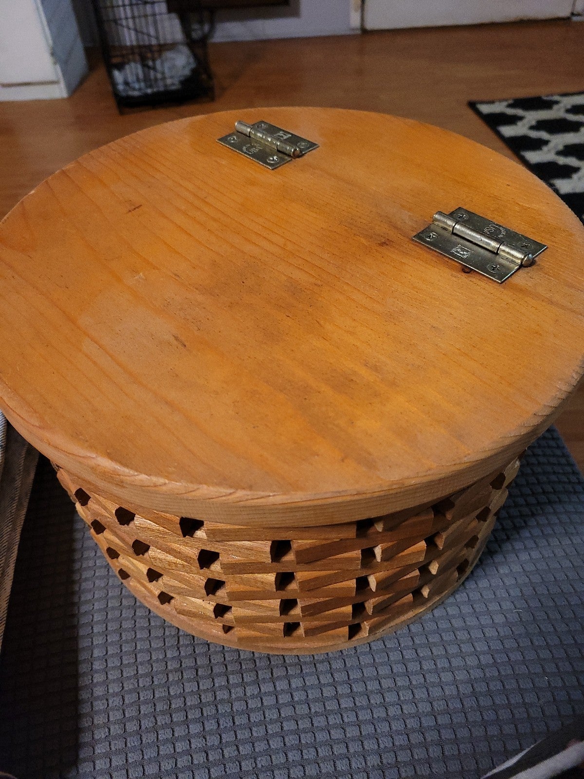 Basket vintage WOOD.