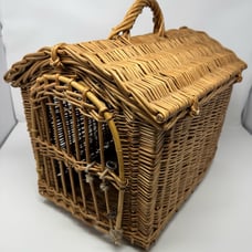VTG Wicker Natural Pet Carrier Bed w Handle Woven Boho Small Cat Dog Pet Travel