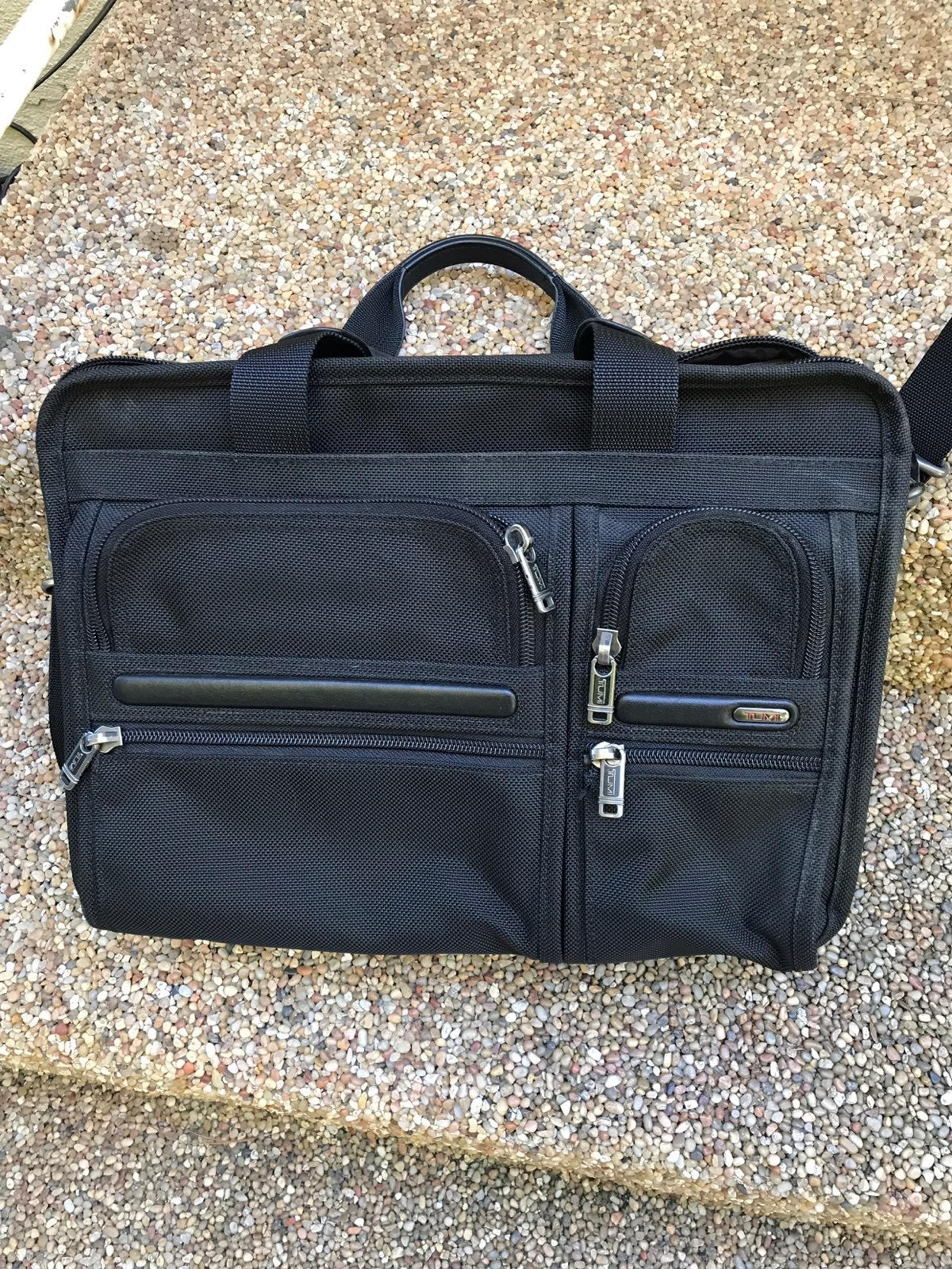 tumi bag Brief Case