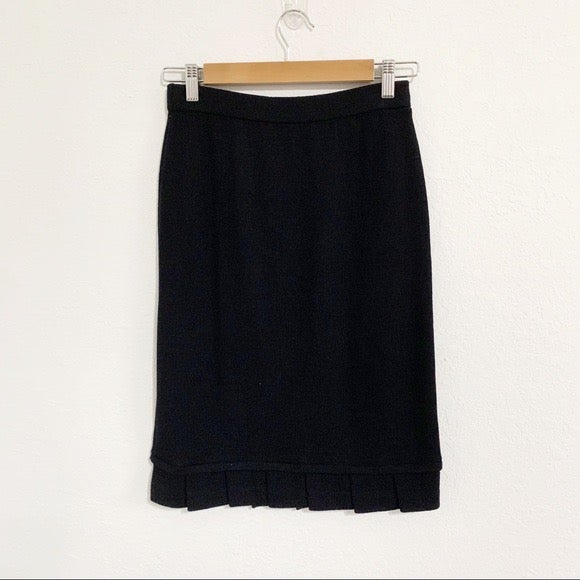 St. John Collection by Marie Gray Knit Ruffle Hem Skirt Black Size 4