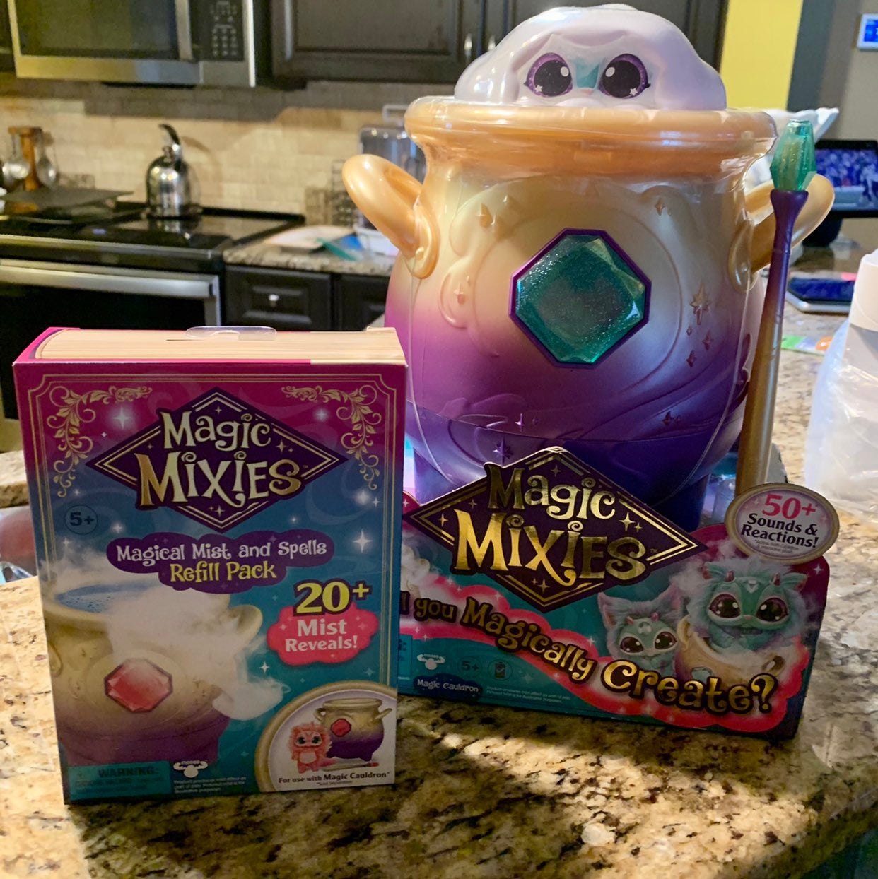 Magic Mixie Blue plus Magic Mixie Refill