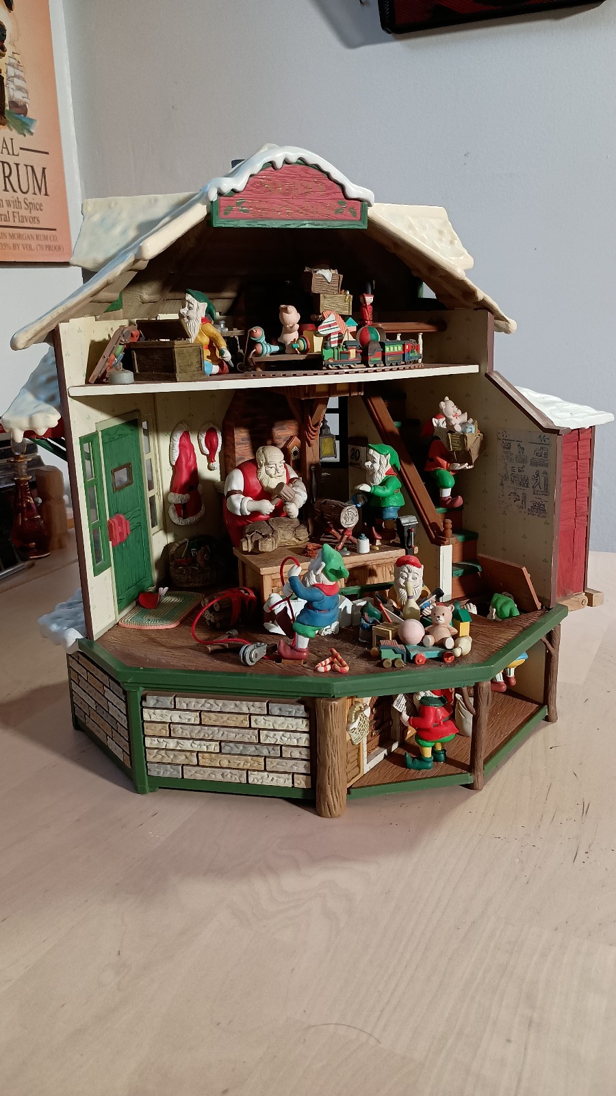 Vintage Enesco Santa's Workshop, Deluxe Illuminated Action Musical (1991)