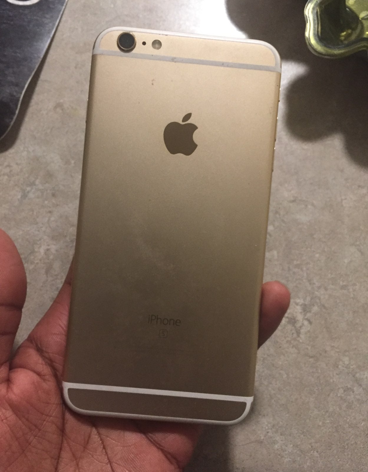 iPhone 6s Plus Gold 64 GB