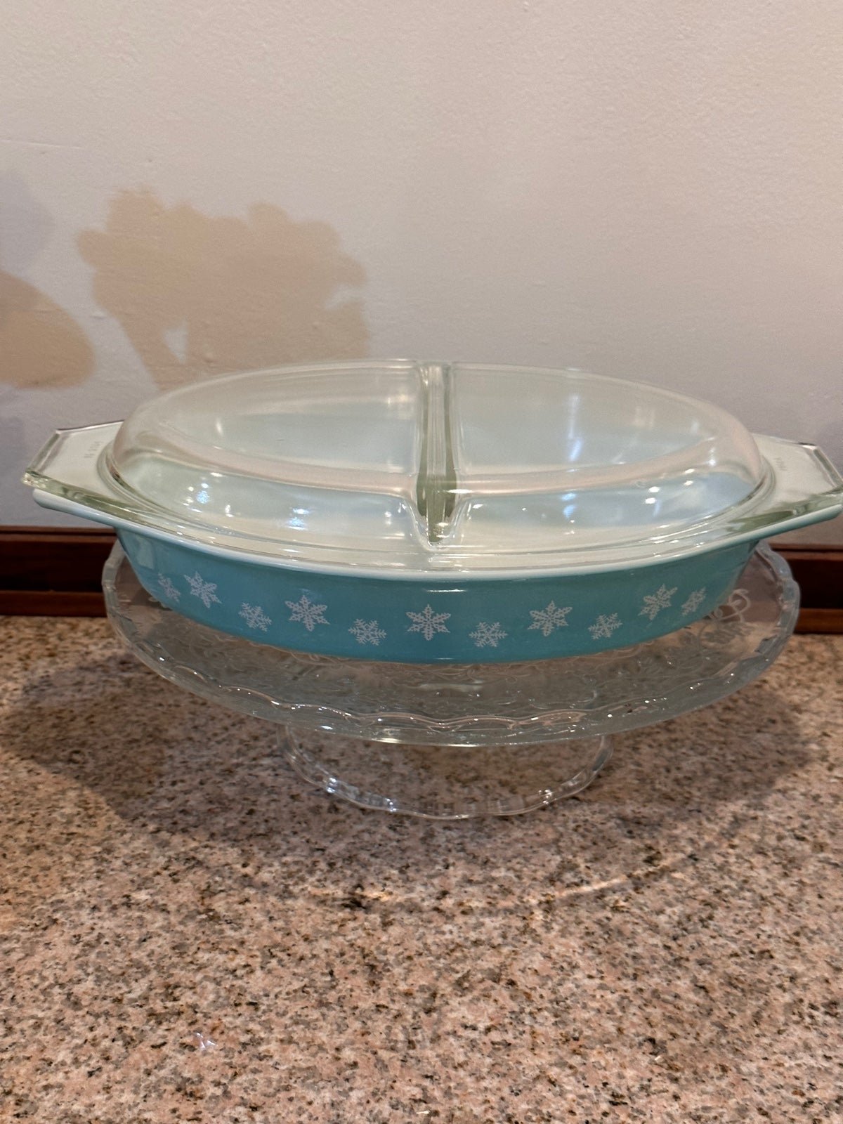 Pyrex Snowflake Turquoise Blue Divided Dish