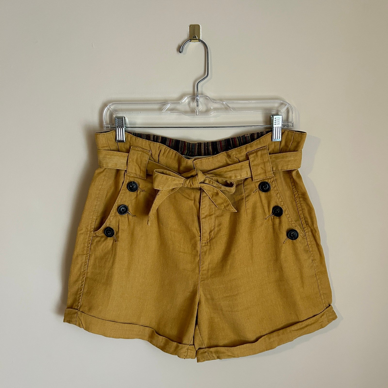 Anthropologie Daughters of the Liberation Mustard Yellow Paperbag Shorts Size 6