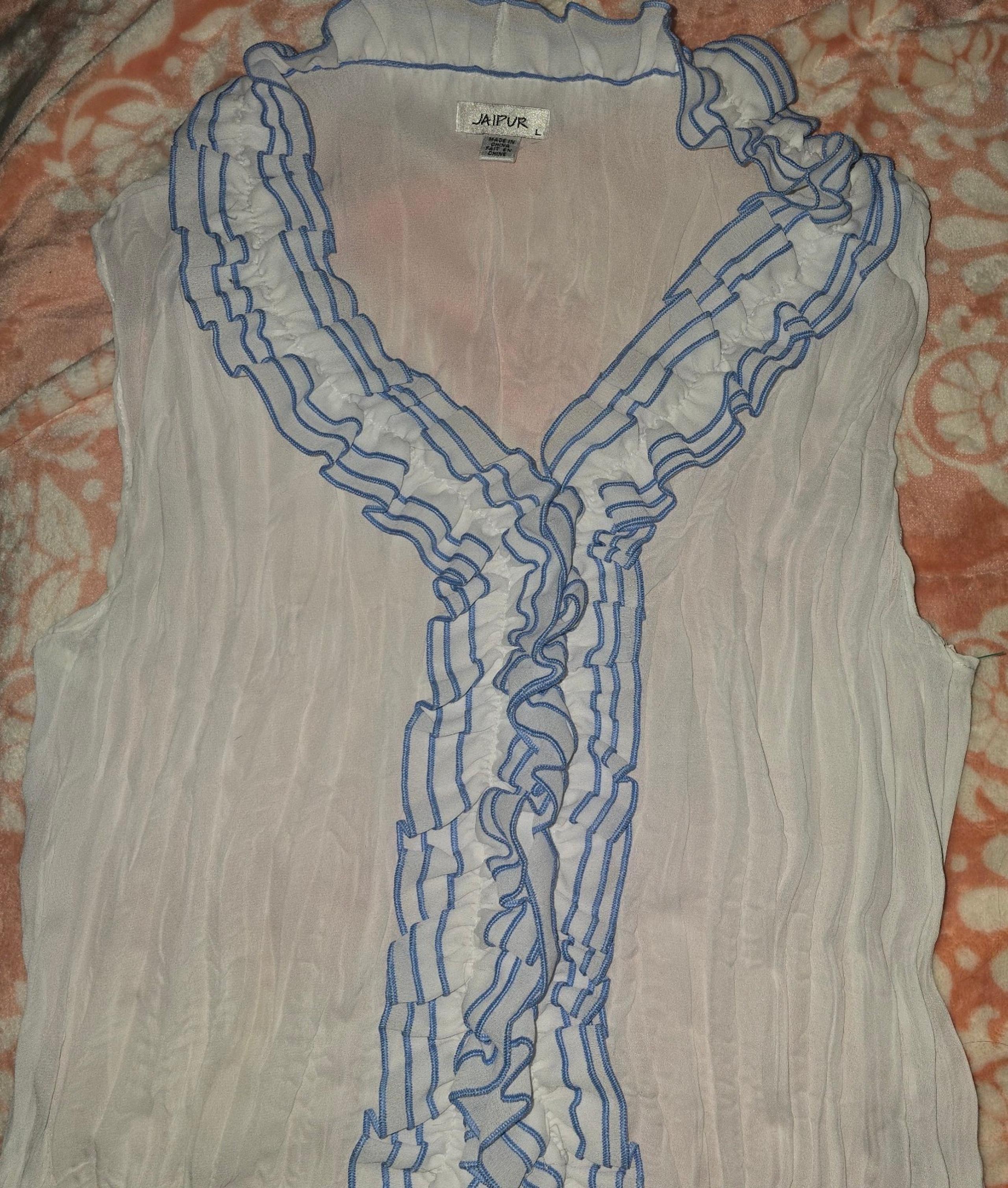 SLEEVELESS SHIRT SZ LARGE