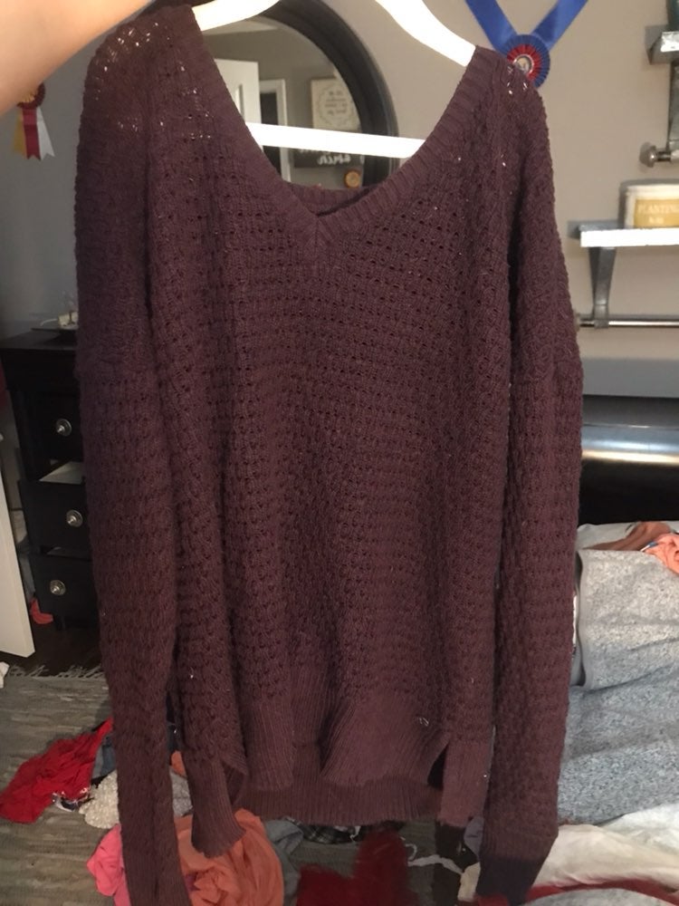 American Eagle Sweater
