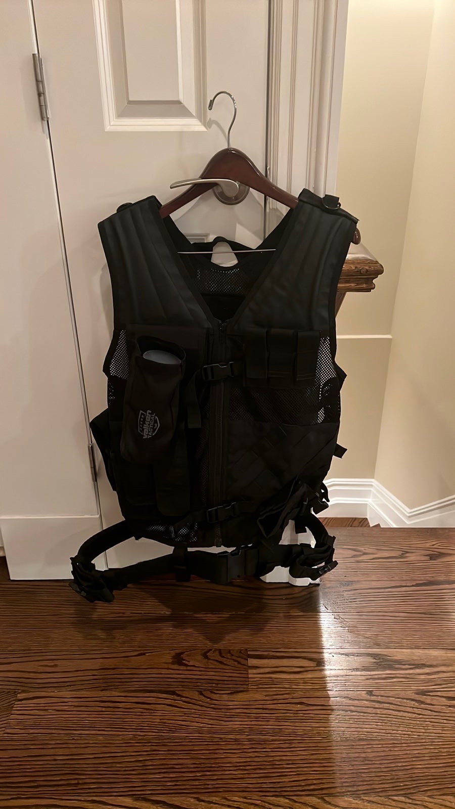 Paintball tacticle vest cosplay protection mens or womens XL/XXL