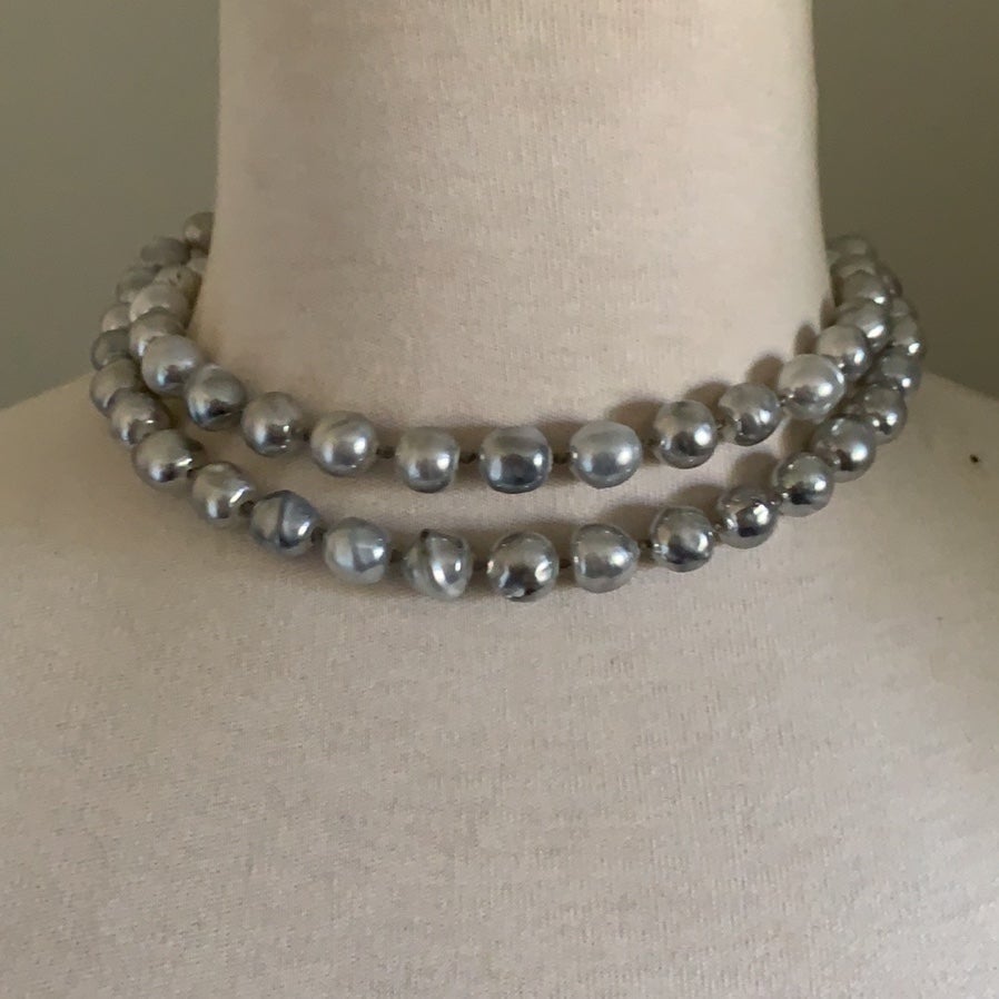 Vintage faux pearl Necklace