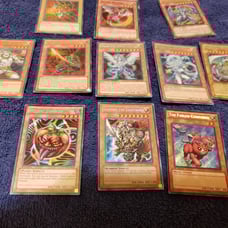 1,000+ Yu Gi Oh Cards and Dueling Mats