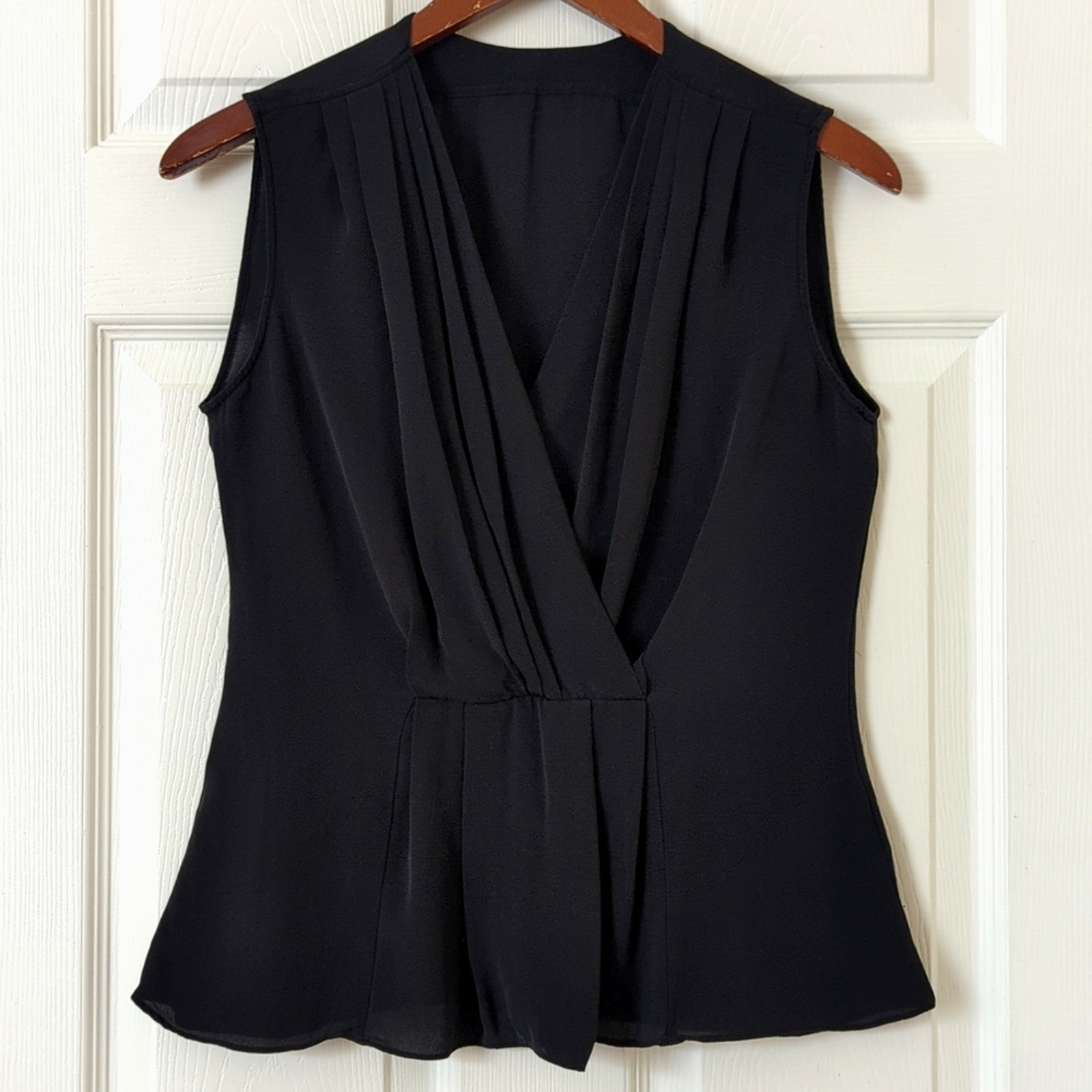 Rebecca Taylor 100% Silk Pleated Surplice V-neck Sleeveless Tank Top Black Small
