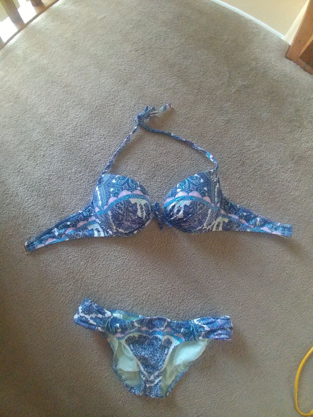 Bikini