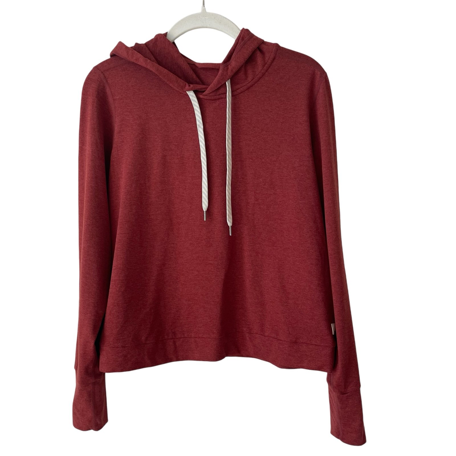 Vuori Halo Essential Hoodie Currant Heather Size Medium Athleisure Activewear