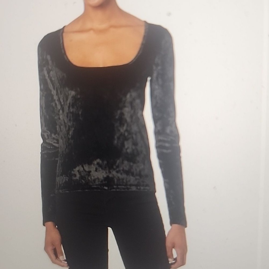 VINCE SQUARE NECK LONG SLEEVE TOP SIZE S