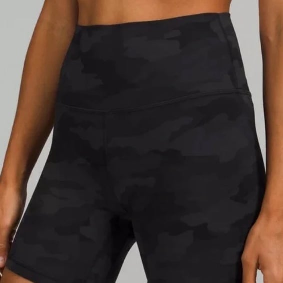 Lululemon High-Rise Shorts in a black camouflage pattern Lululemon size 14