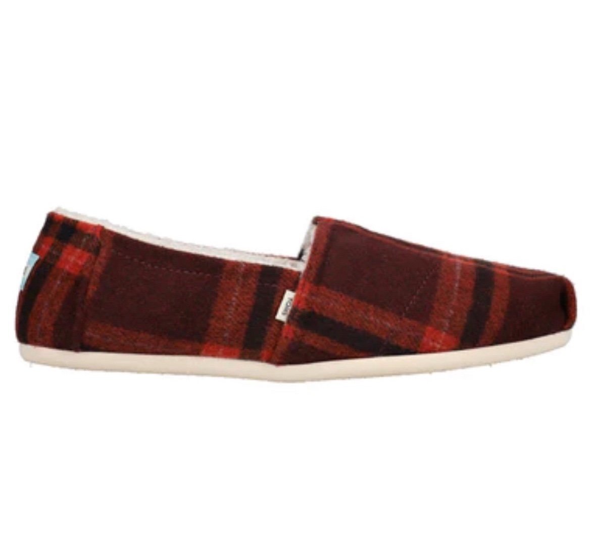 TOMS NWT Women’s 9.5 Belmont Red Plaid Shearling Trim Alpargata Slip-On Shoes