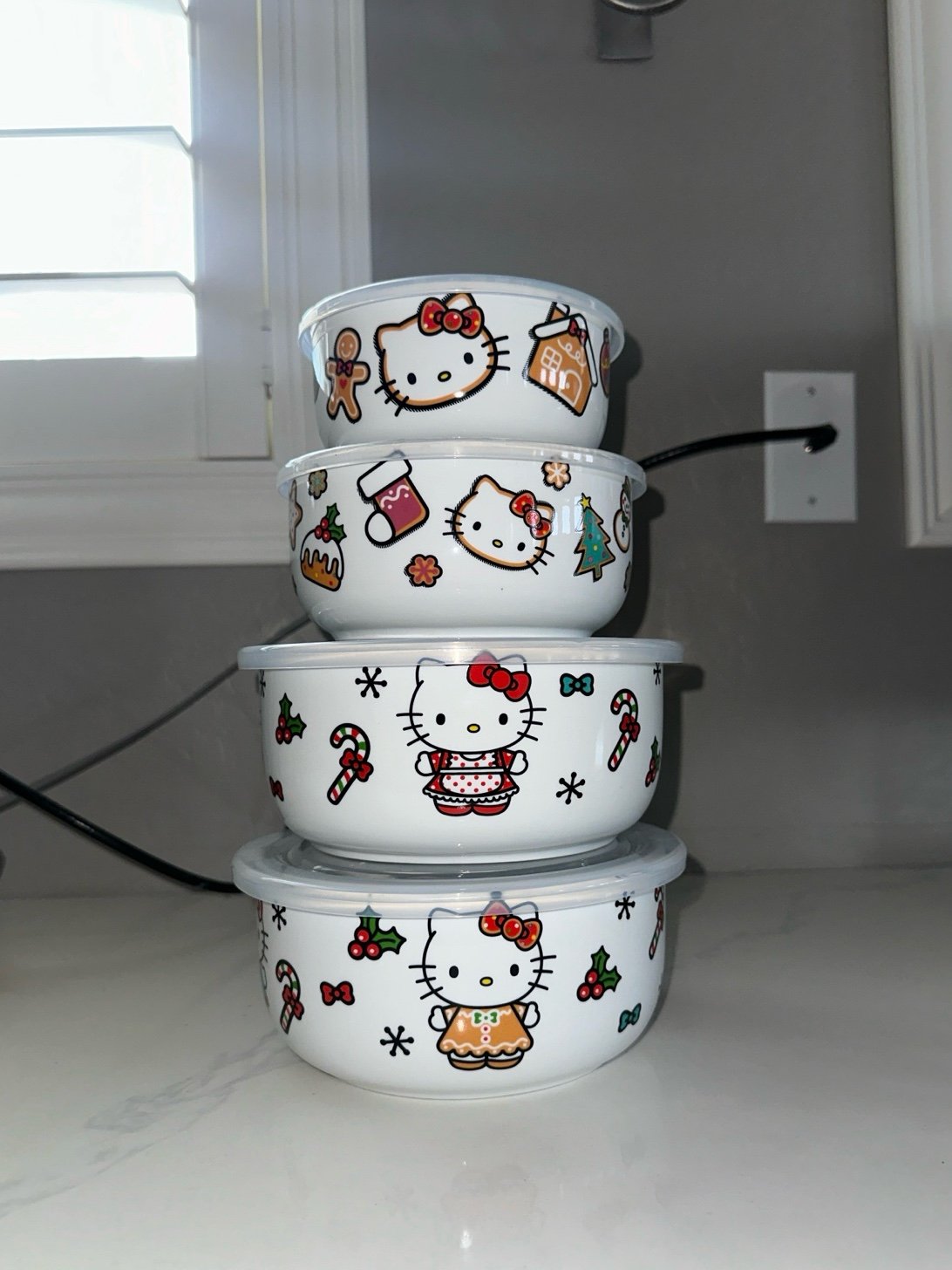 Hello Kitty Christmas Tupperware Set Food Containers