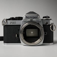 Nikon FE2 Body+Body Cap