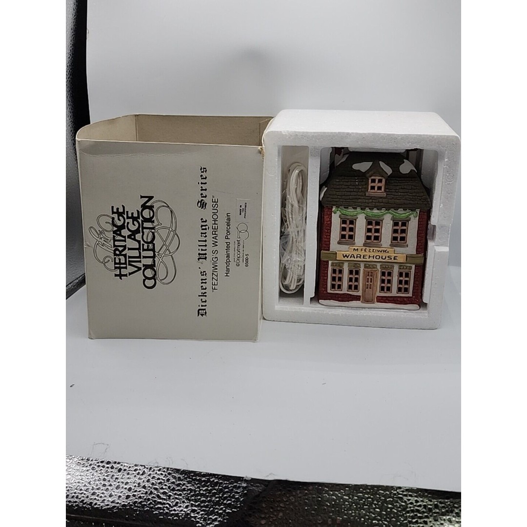 VTG Dept 56 Heritage Village Fezziwig's Warehouse 65005 House w/Box