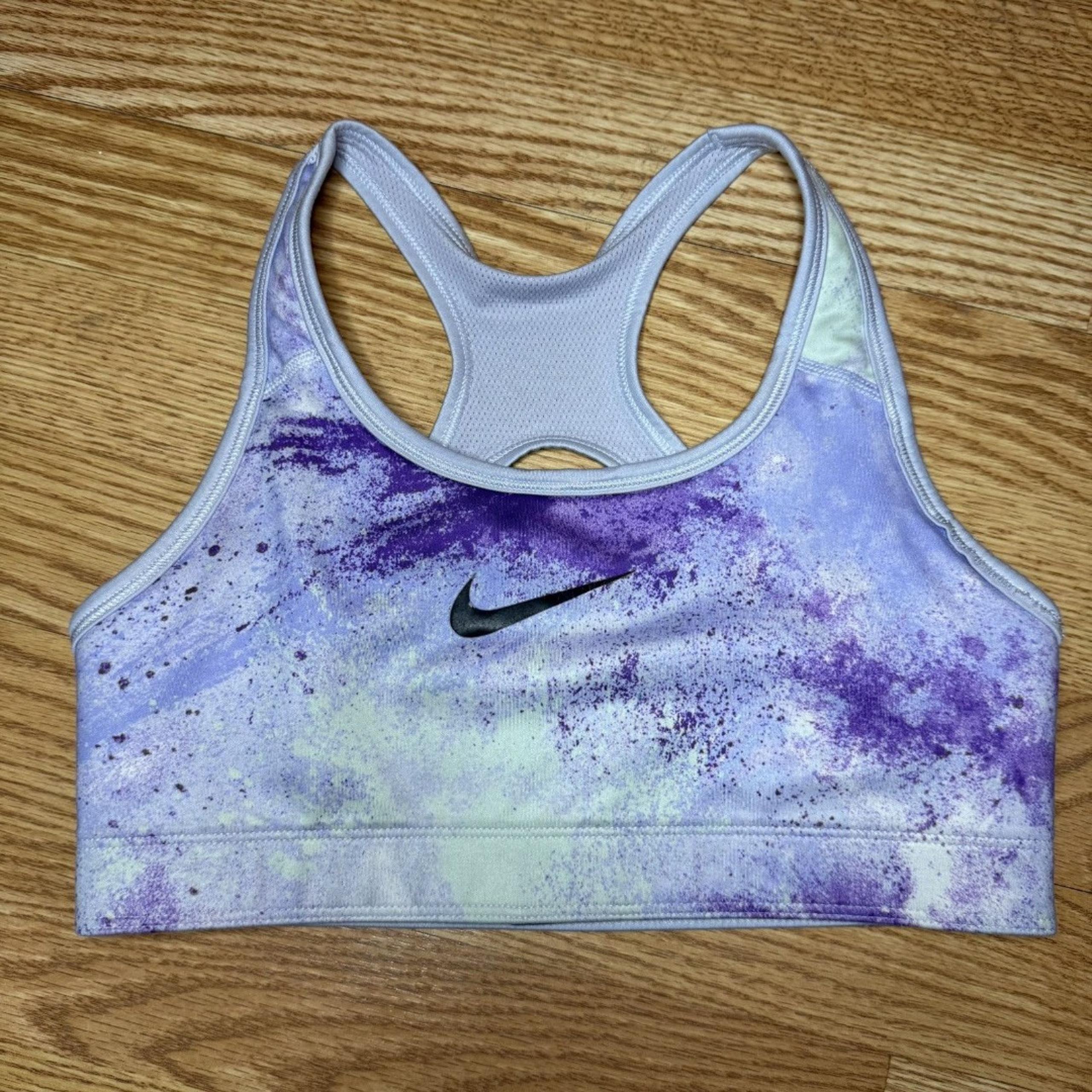 NIKE Girl Swoosh Reversible Sports Bra Medium