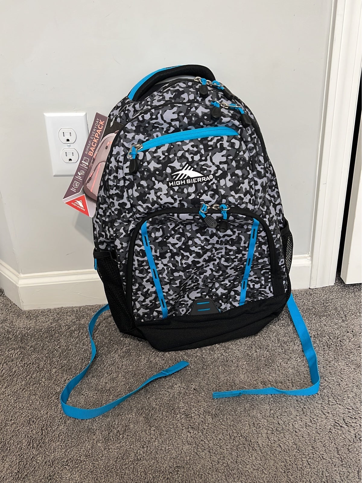 NWT High Sierra Backpack Camo 38L Laptop Sleeve