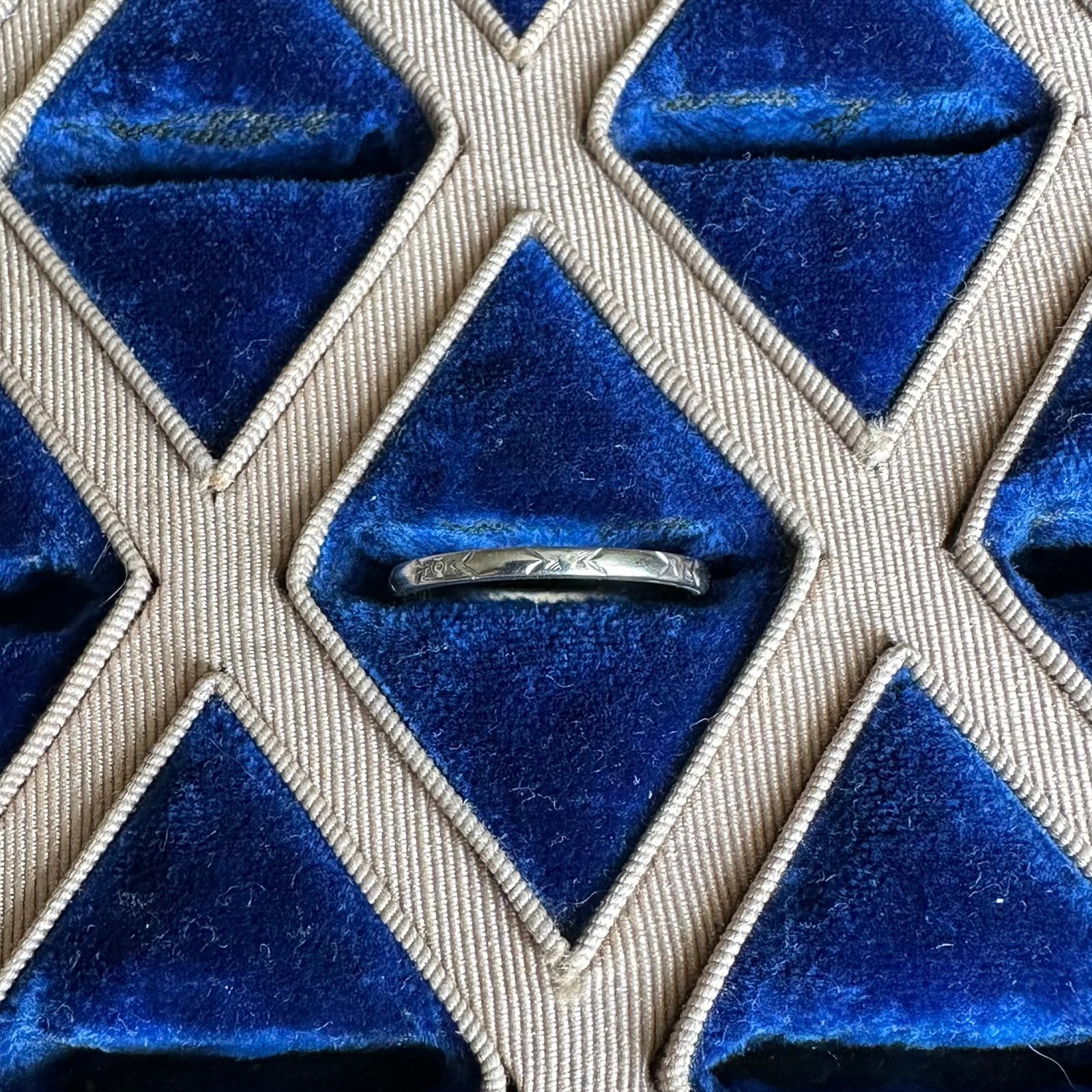Antique 18k Gold Band