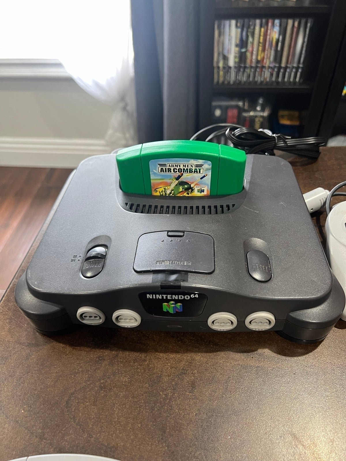 Nintendo 64 Console with 10 Games and 1 Controller - FREE SHIPPING