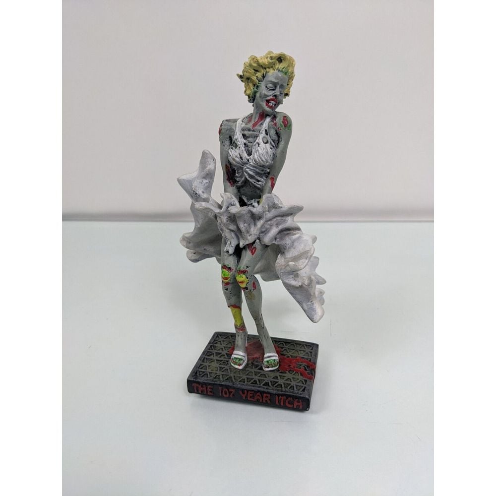 107 Year Itch - Marilyn Monroe Zombie Statue - Rare & Hard To Find!