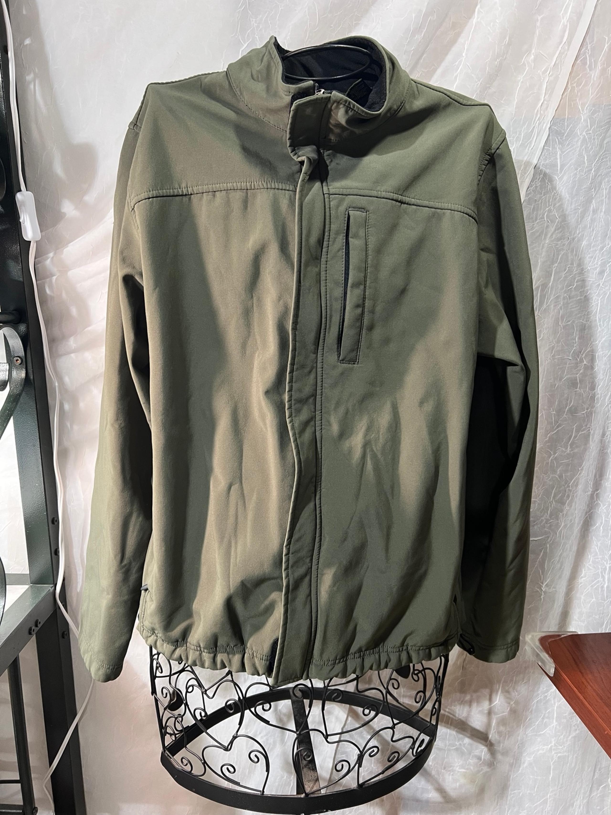 Eddie Bauer Men’s Soft Shell Fleece Jacket • Green • Size Medium