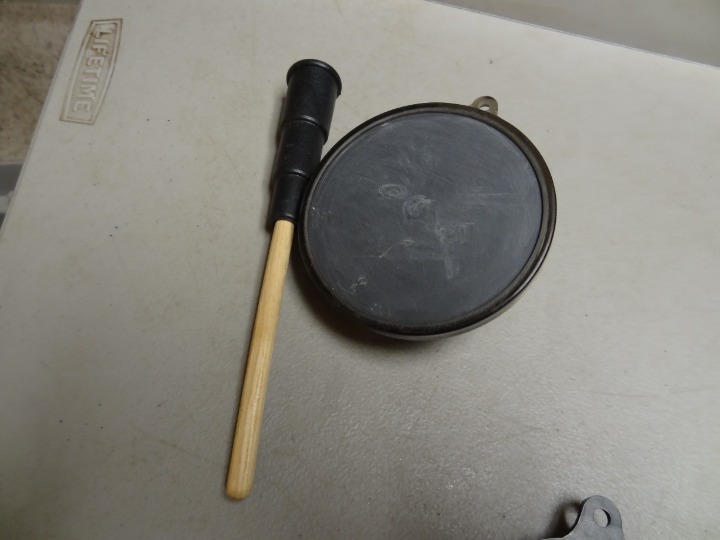 KNIGHT & HALE TONE VOLUME CONTROL TURKEY CALL w/ STRIKER
