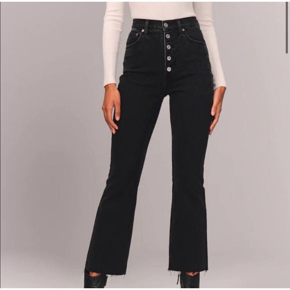 Abercrombie & Fitch The Kick Flare Ultra High Rise Button Fly Black Jeans 26 / 2